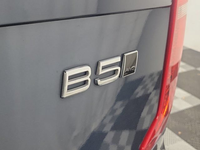 Used 2023 Volvo XC90 B5 Plus w/ Protection Package AWD/4WD image 8