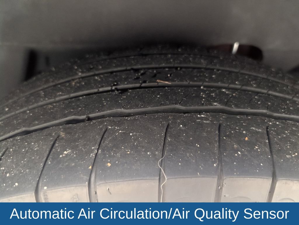 Used 2014 Cadillac SRX Performance w/ Driver Awareness Package image 19