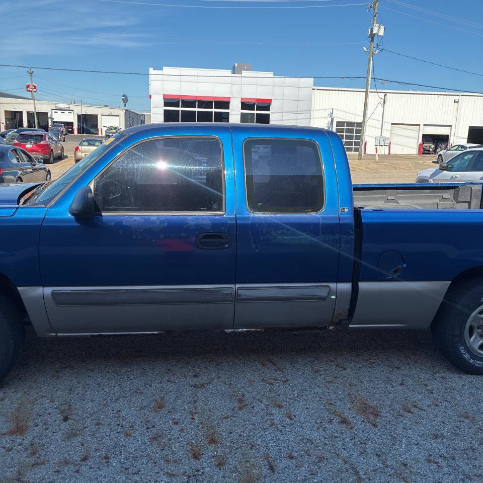 Used 2003 Chevrolet Silverado 1500 LS AWD/4WD image 4