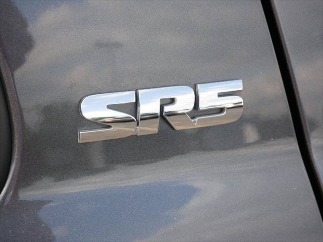 Certified 2019 Toyota Sequoia SR5 AWD/4WD image 10
