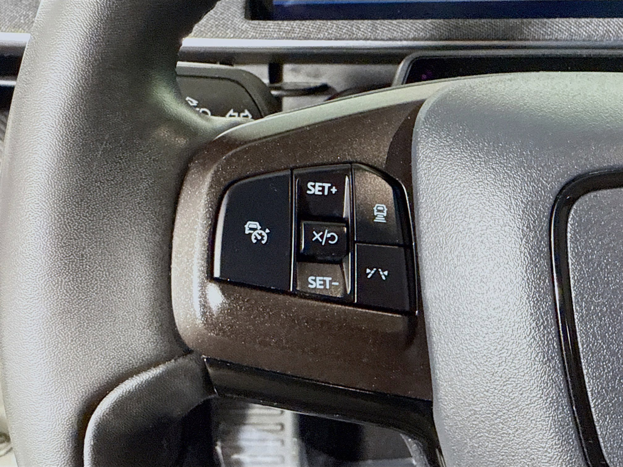 Used 2021 Ford Mustang Mach-E Premium image 14