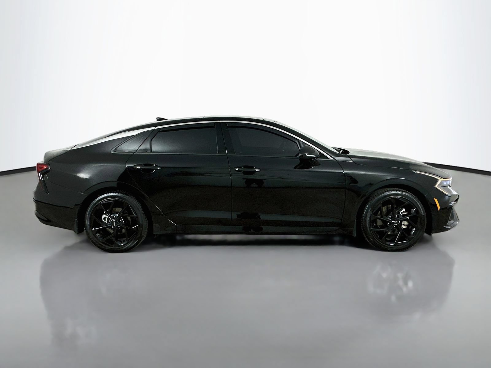 Used 2026 Kia K5 GT-Line w/ GT-Line Premium Package AWD/4WD image 4