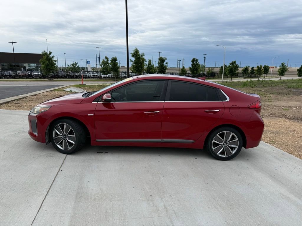 Used 2019 Hyundai Ioniq Limited image 8