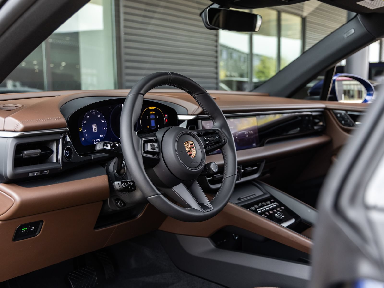 New 2026 Porsche Macan 4 Electric AWD/4WD image 4