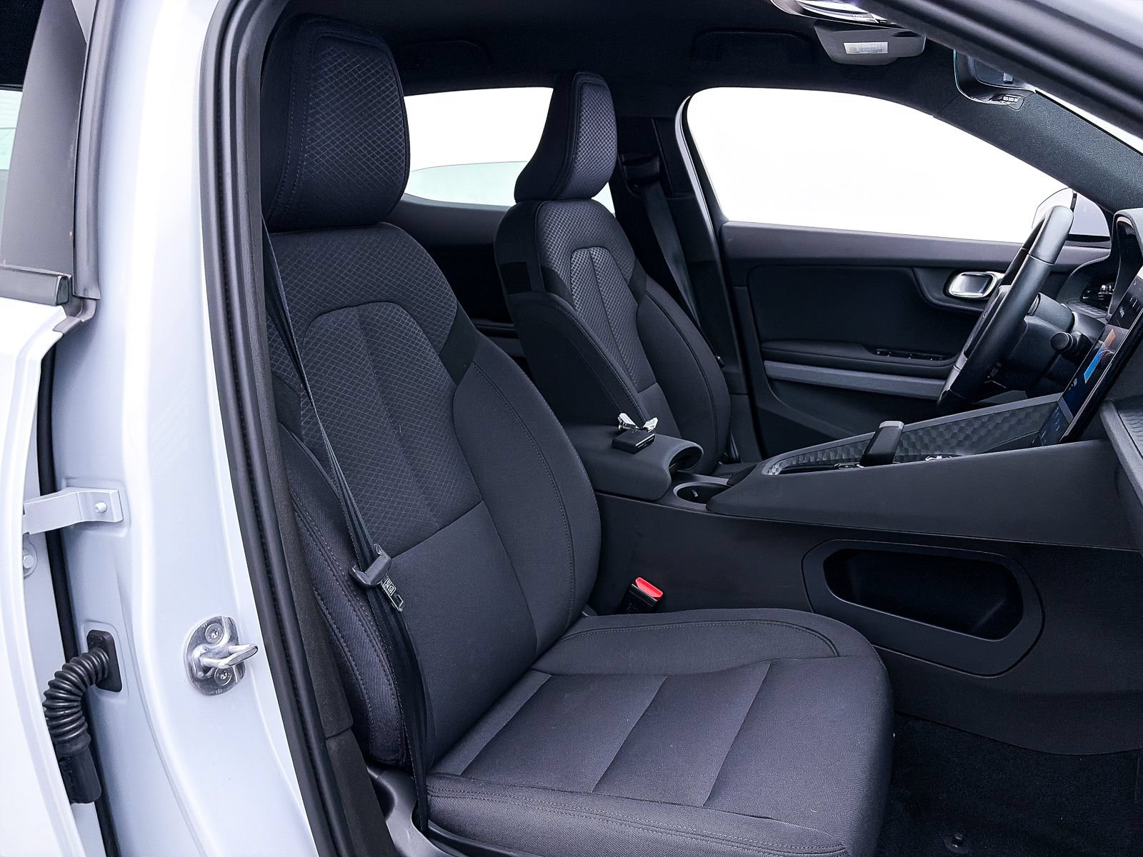Used 2024 Polestar Polestar 2 AWD/4WD image 33