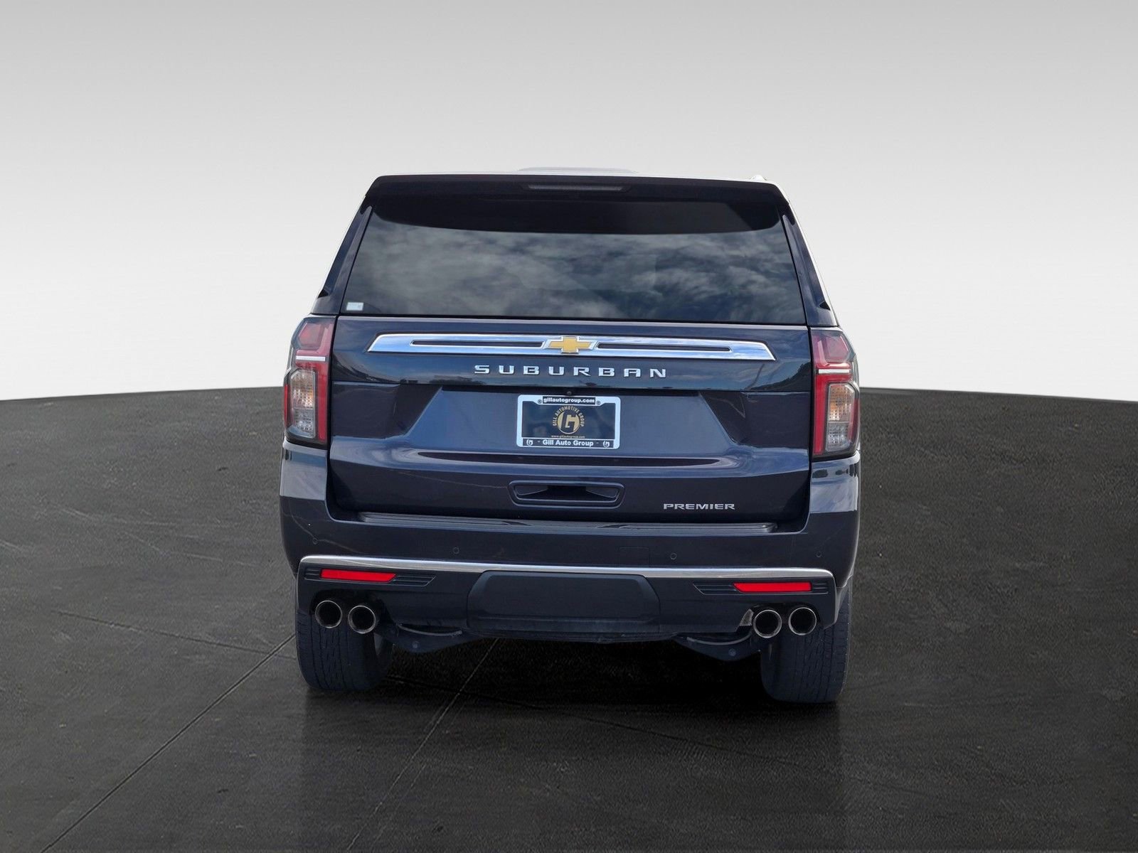 Used 2023 Chevrolet Suburban Premier AWD/4WD image 5