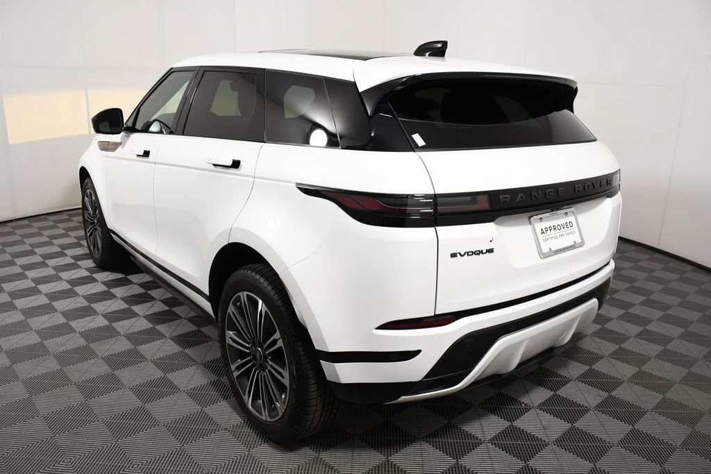 Certified 2026 Land Rover Range Rover Evoque Dynamic SE AWD/4WD image 4