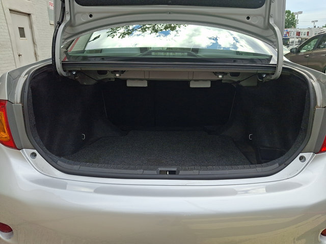 Used 2010 Toyota Corolla LE FWD image 28