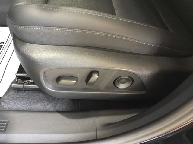 Used 2026 Chevrolet Equinox LT w/ Convenience Package II AWD/4WD image 19