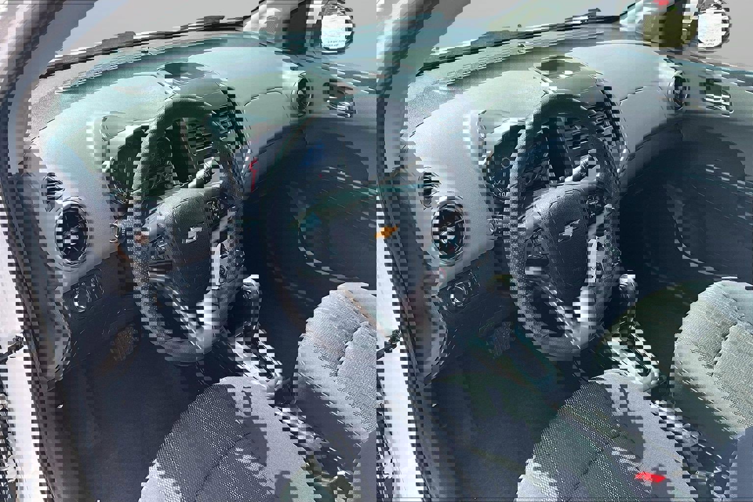 Used 2016 Chevrolet Sonic LT image 20