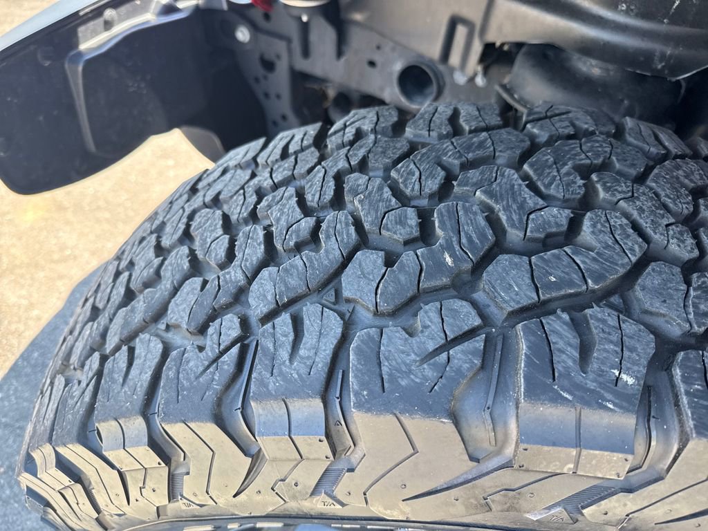 Used 2023 Jeep Wrangler Unlimited Rubicon 4xe image 32