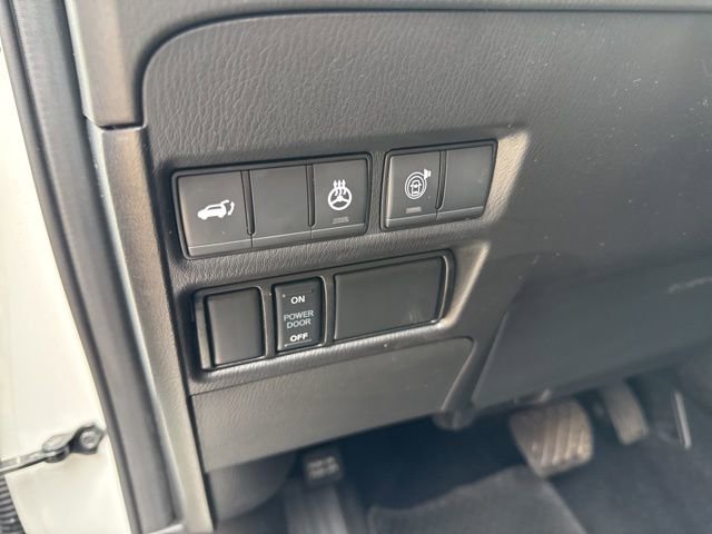 Used 2024 Nissan Armada Platinum w/ Cargo Package image 18