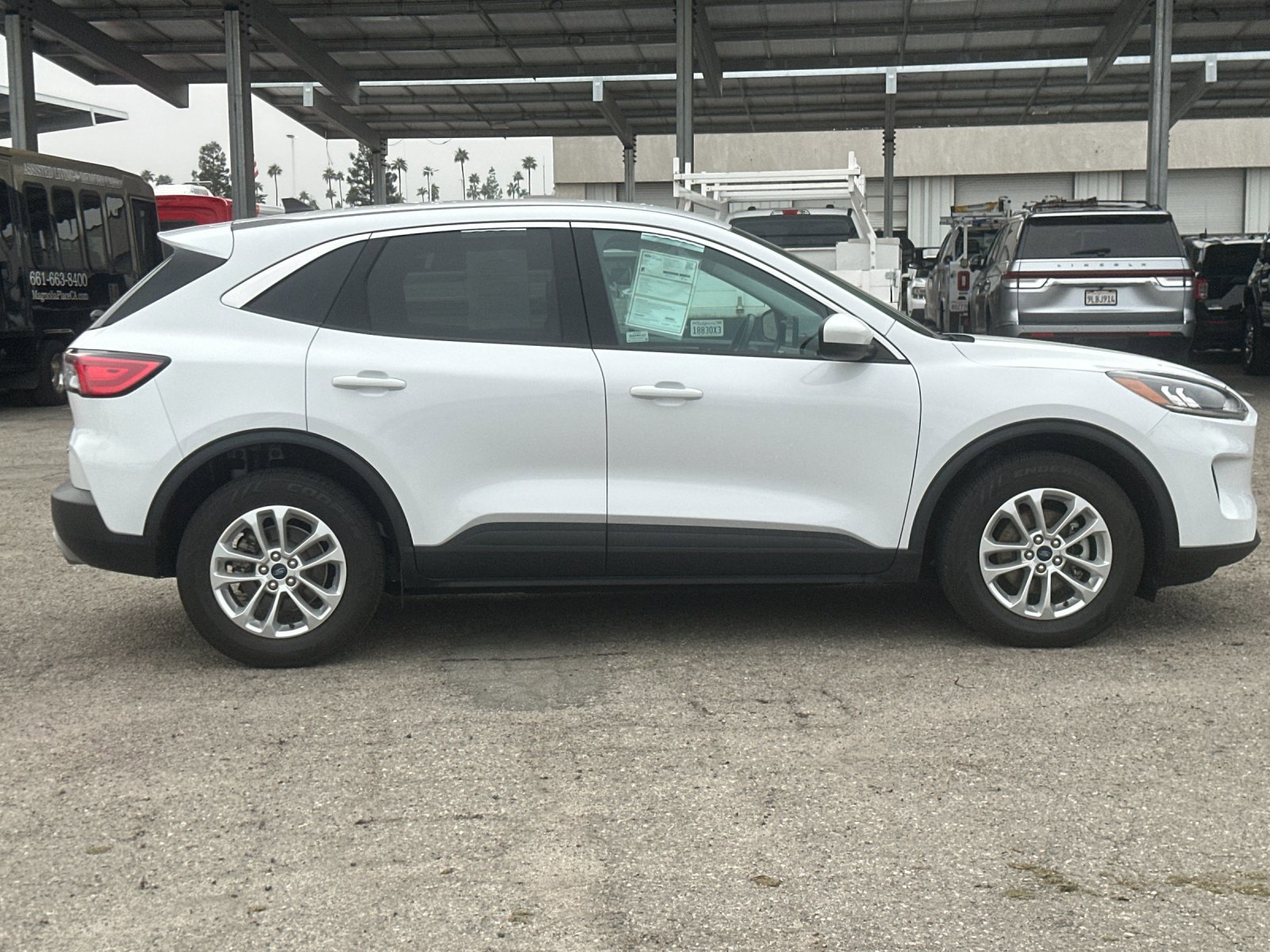 Certified 2021 Ford Escape SE w/ Cold Weather Package image 3