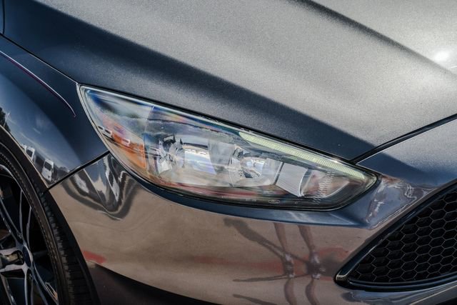 Used 2015 Ford Focus ST image 40
