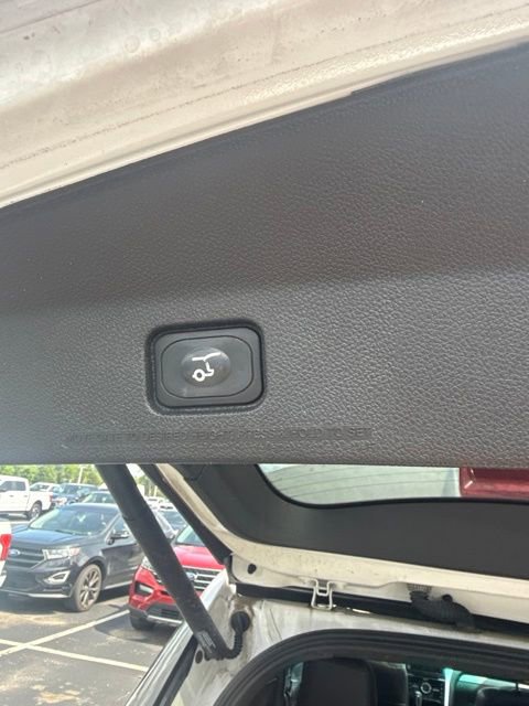 Used 2015 Ford Explorer Sport w/ Equipment Group 401A AWD/4WD image 8