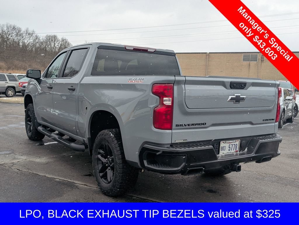 Used 2024 Chevrolet Silverado 1500 Custom Trail Boss w/ LPO, Dark Essentials Package image 6