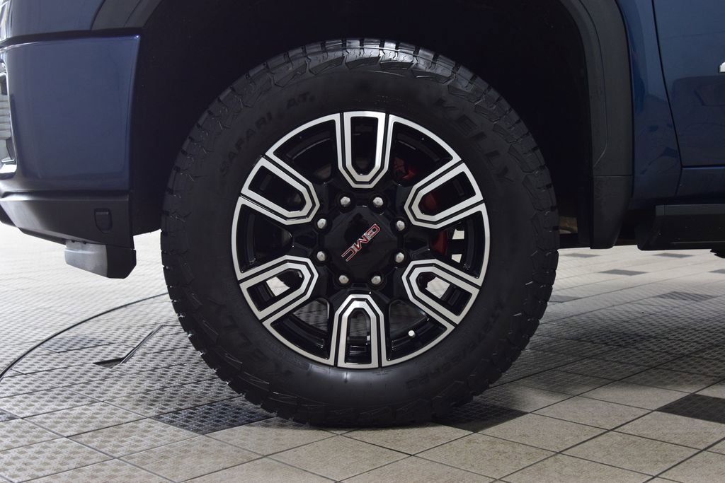 Used 2021 GMC Sierra 2500 AT4 w/ AT4 Premium Plus Package AWD/4WD image 26