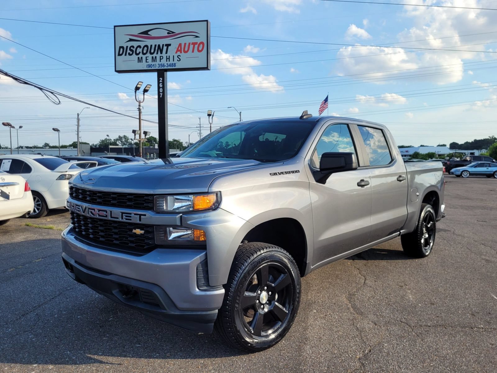 Used 2020 Chevrolet Silverado 1500 Custom w/ Custom Value Package AWD/4WD image 25