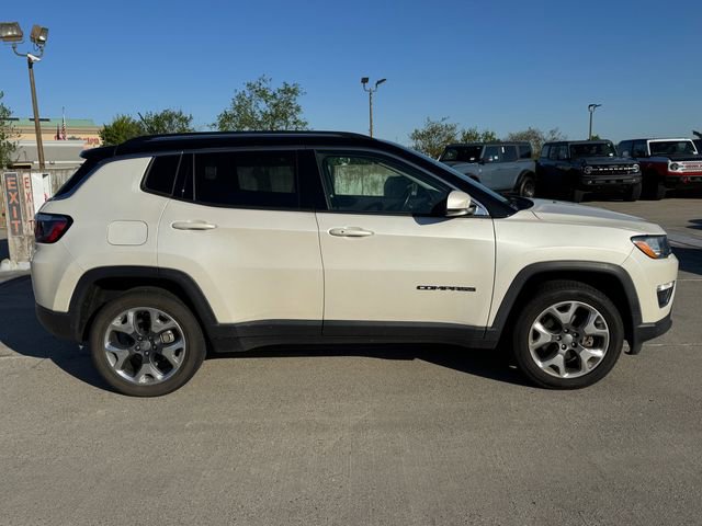 Used 2020 Jeep Compass Limited AWD/4WD image 2