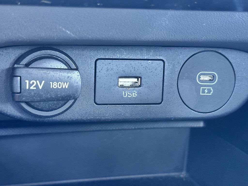 Used 2024 Hyundai Elantra SEL image 25