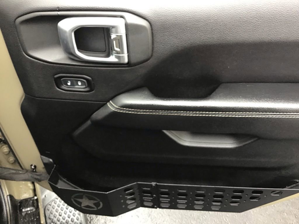 Used 2020 Jeep Gladiator Overland image 12