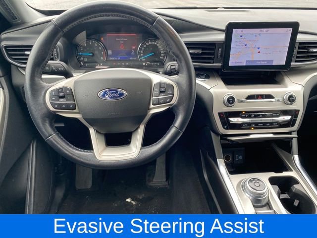 Used 2022 Ford Explorer XLT image 8