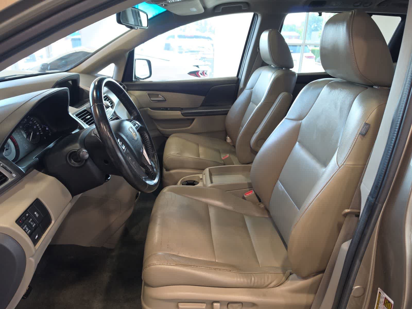 Used 2011 Honda Odyssey EX-L image 17