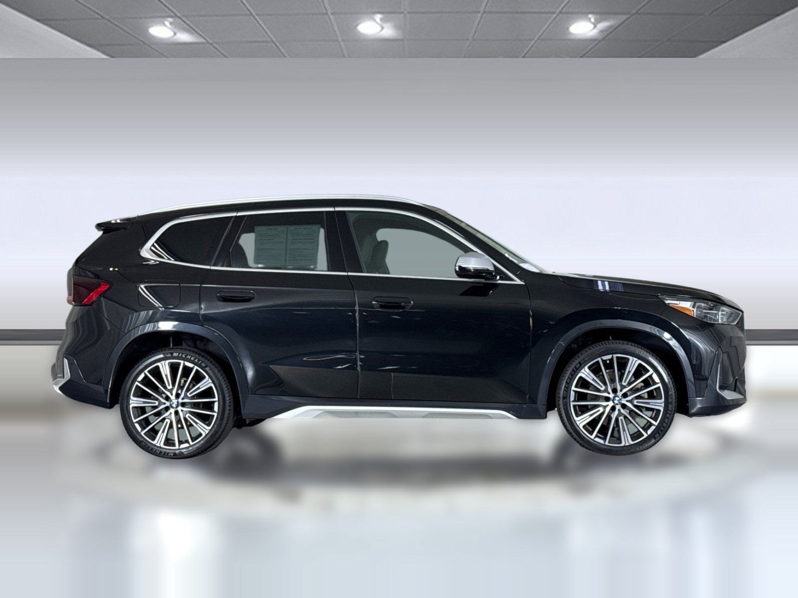 Certified 2023 BMW X1 xDrive28i w/ Convenience Package AWD/4WD image 8