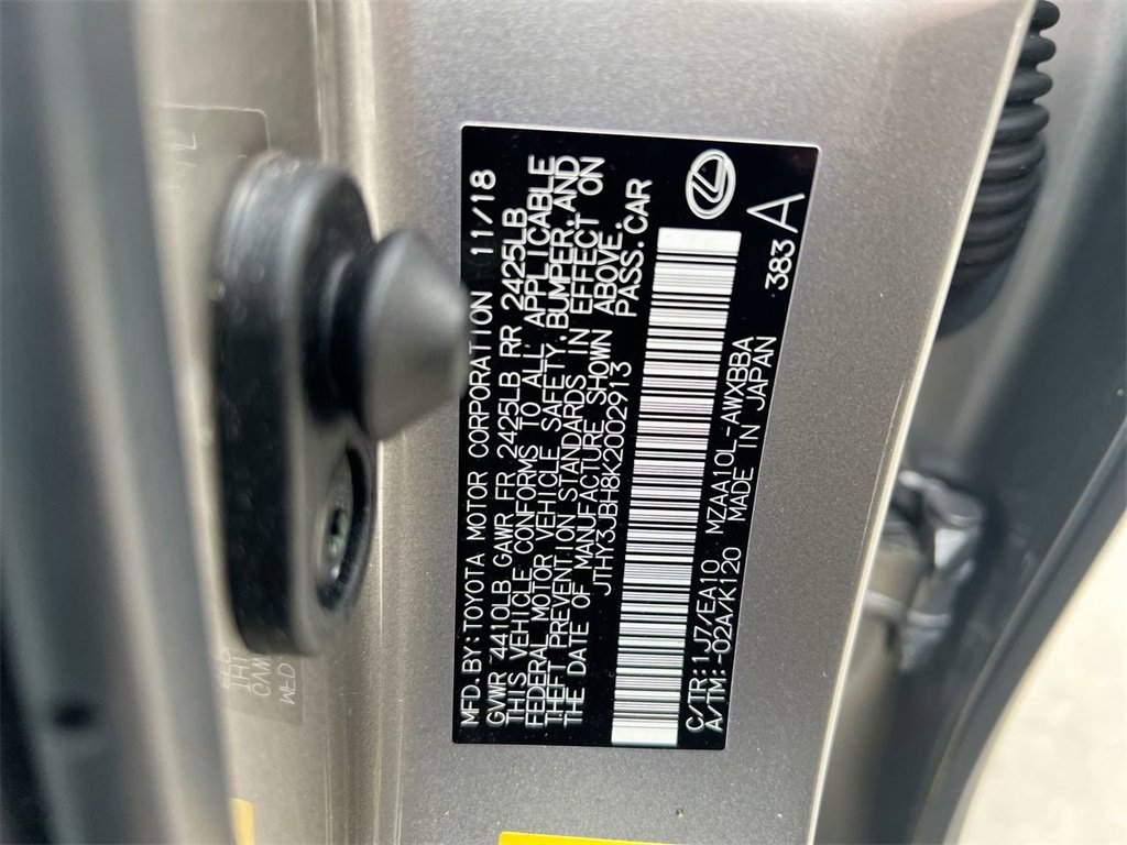 Used 2019 Lexus UX 200 image 22
