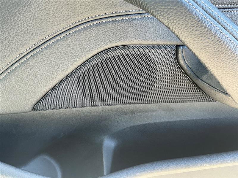 Used 2017 BMW 540i xDrive image 28