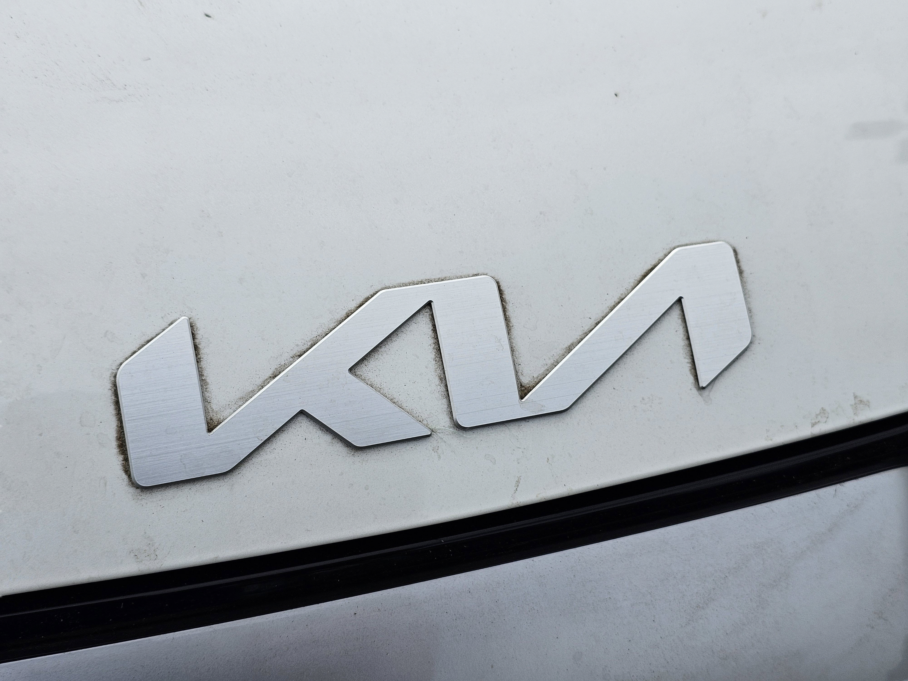 Used 2025 Kia Sportage EX w/ EX Premium Package AWD/4WD image 3