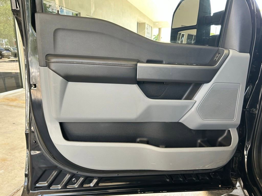 Used 2025 Ford F350 XLT AWD/4WD image 37