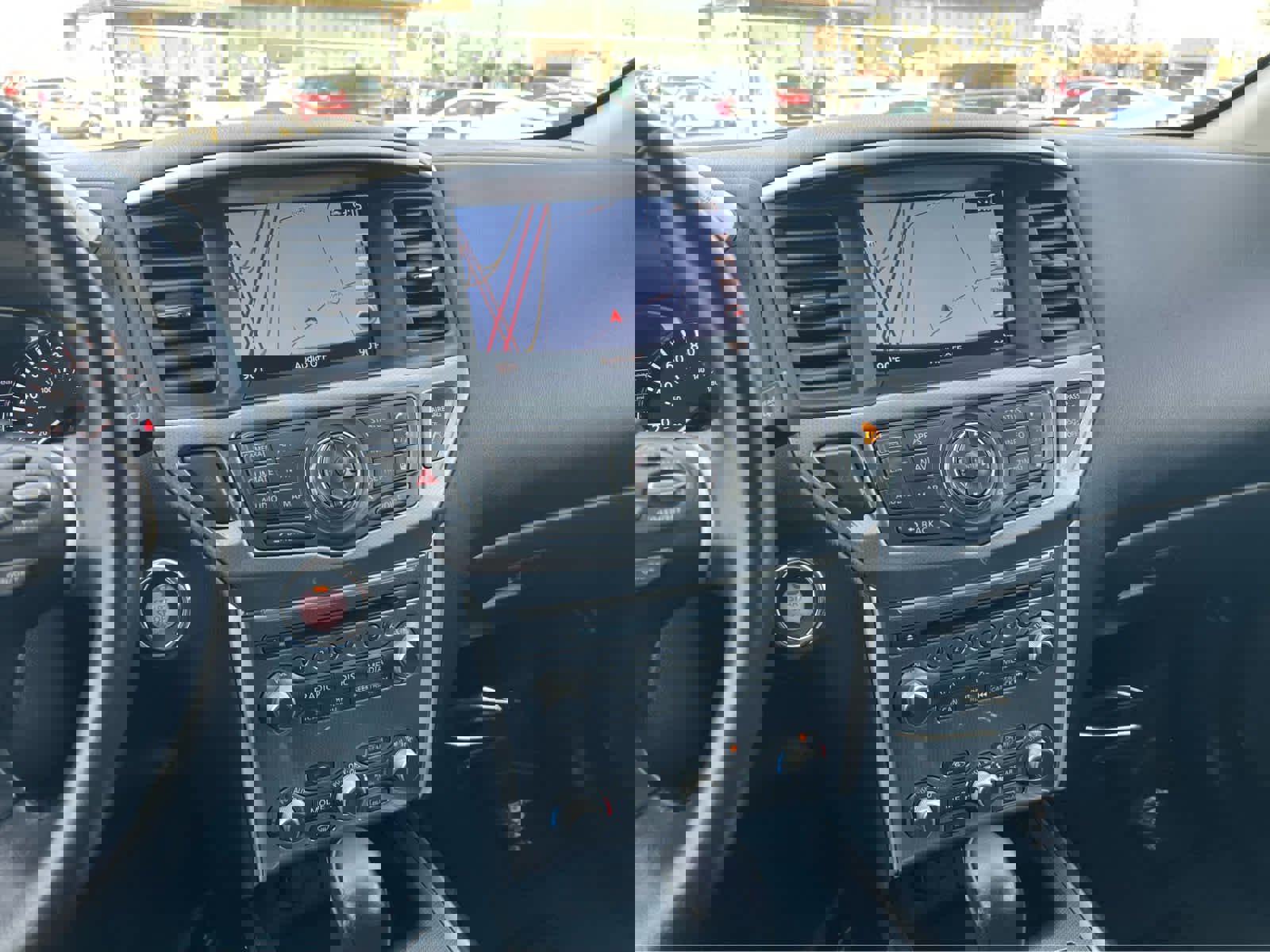 Used 2019 Nissan Pathfinder SL image 36