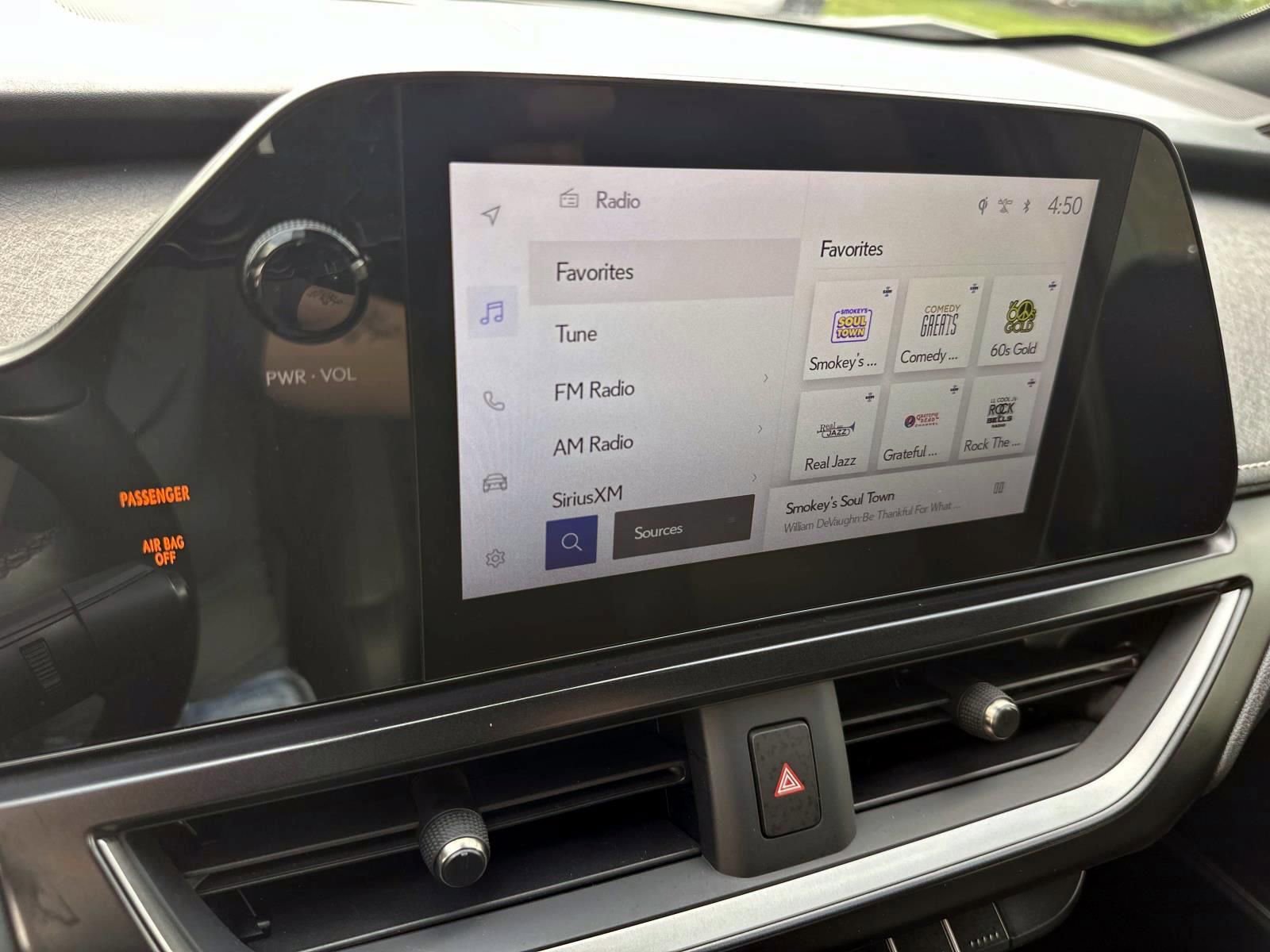 Used 2023 Lexus UX 250h AWD image 18