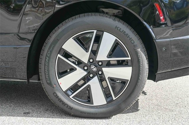 New 2026 Hyundai Ioniq 9 SEL image 10