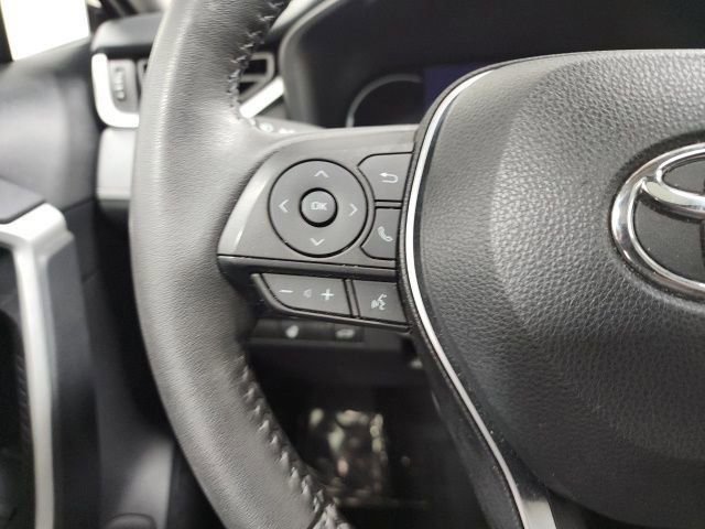 Used 2024 Toyota RAV4 XLE w/ Convenience Package image 28