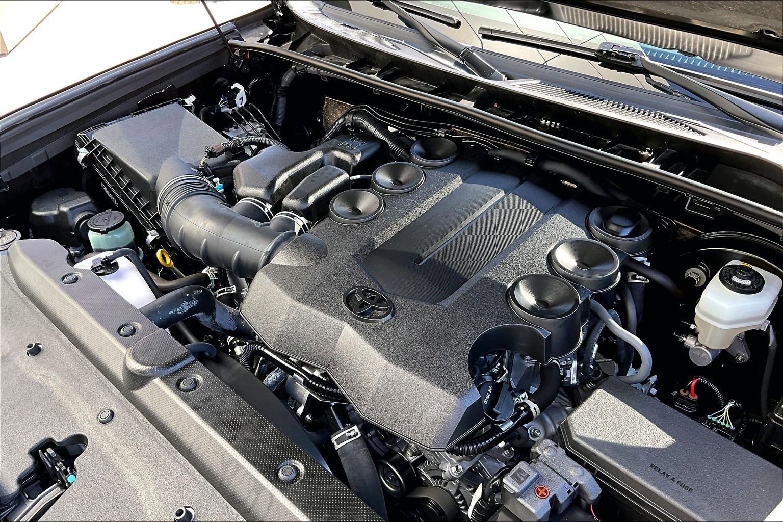 Used 2023 Toyota 4Runner Limited image 32