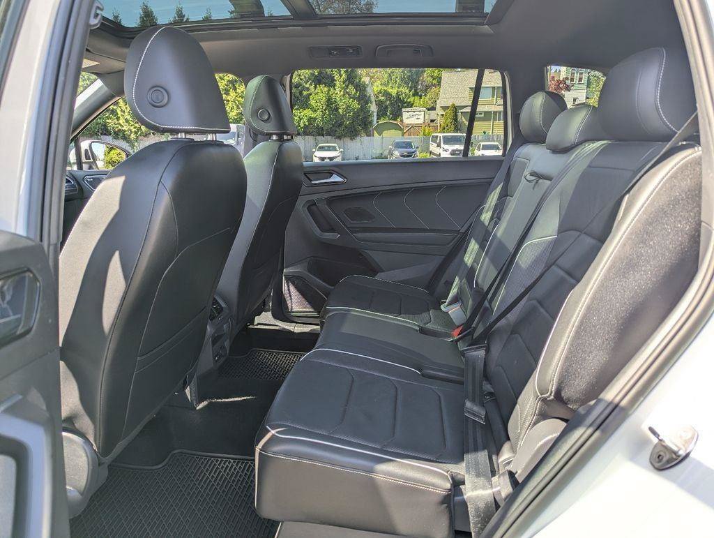Used 2022 Volkswagen Tiguan SEL R-Line AWD/4WD image 30