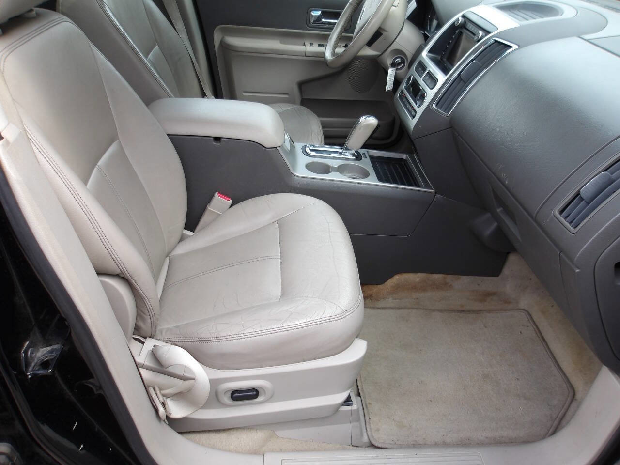 Used 2009 Ford Edge SEL image 9