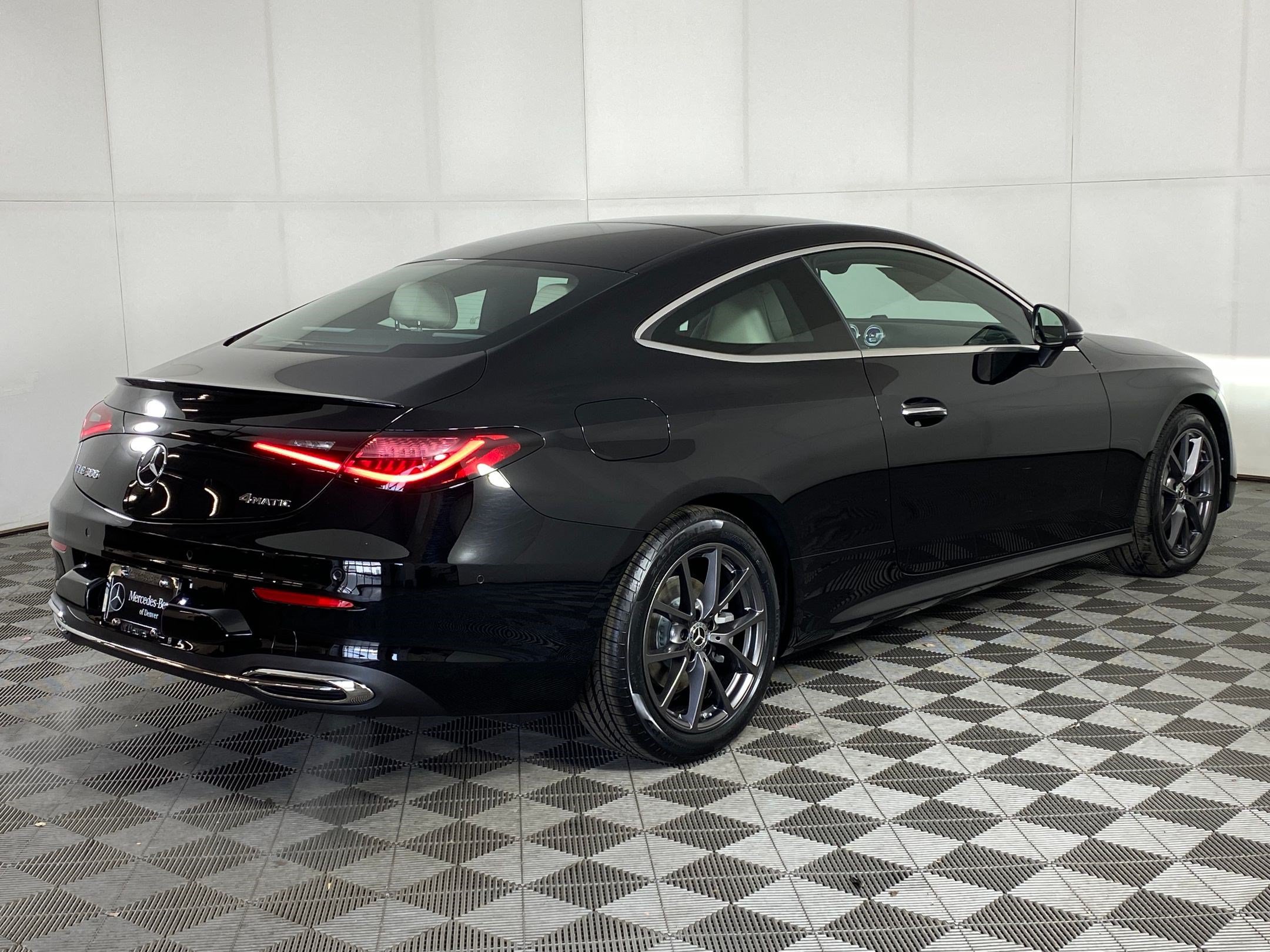 Used 2026 Mercedes-Benz CLE 300 4MATIC Coupe image 8