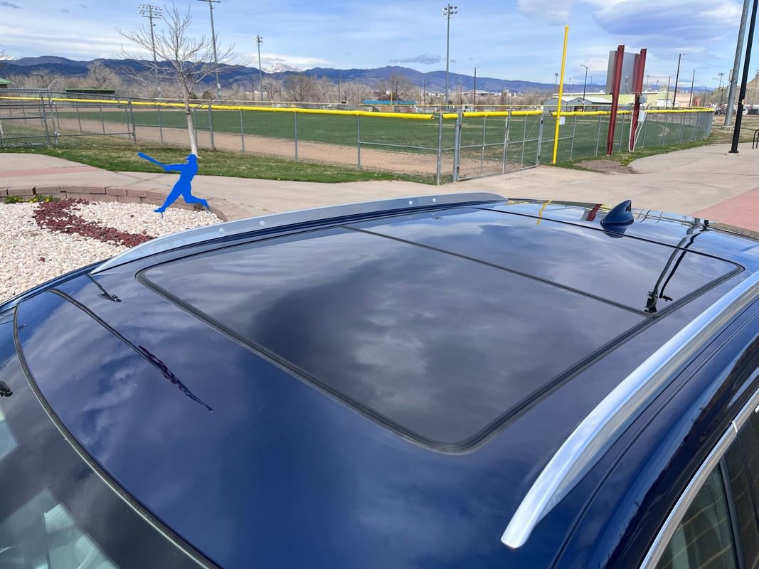 Used 2019 Cadillac XT4 Premium Luxury image 9