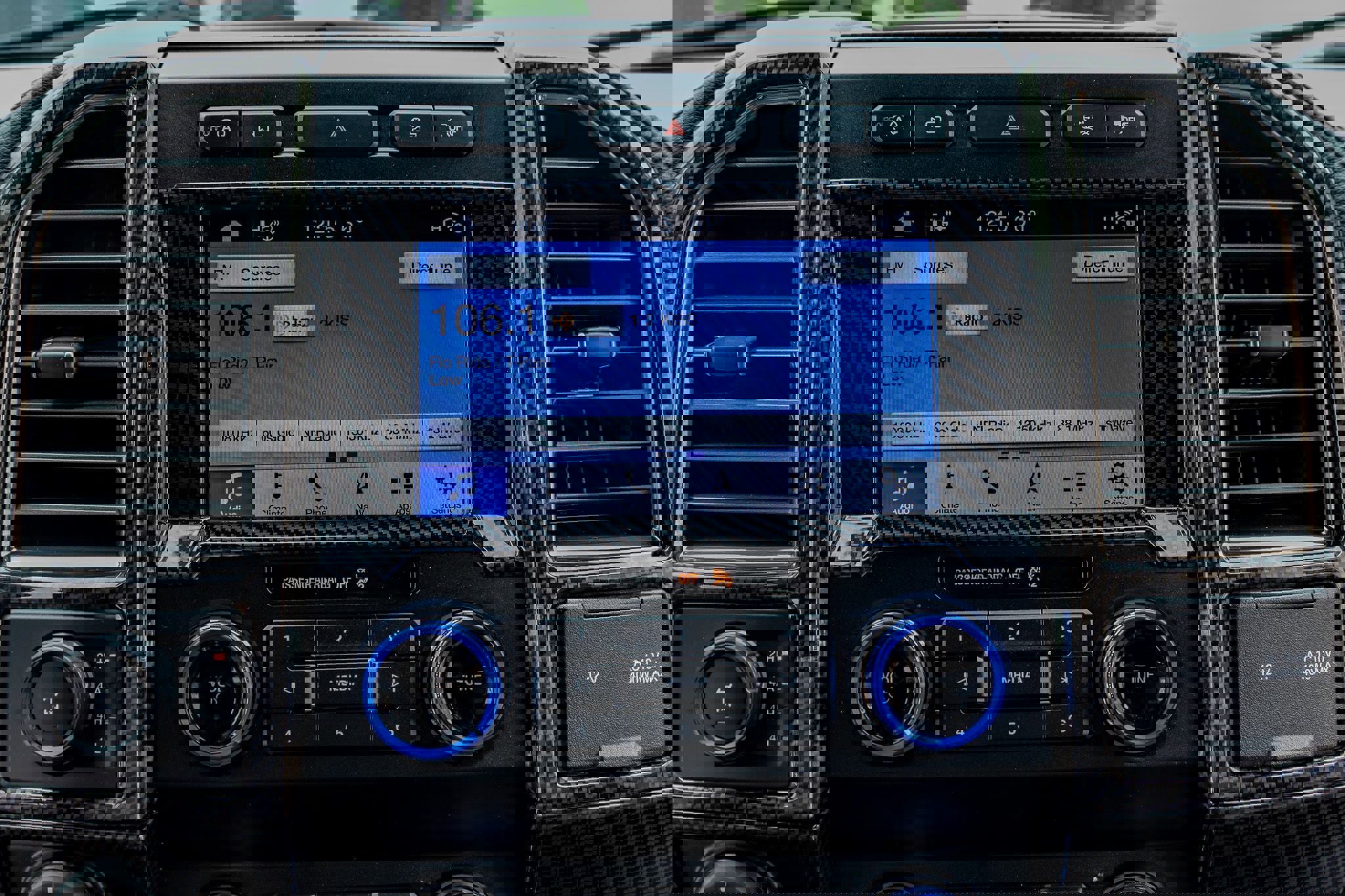 Used 2019 Ford F150 Raptor w/ Equipment Group 802A Luxury AWD/4WD image 25