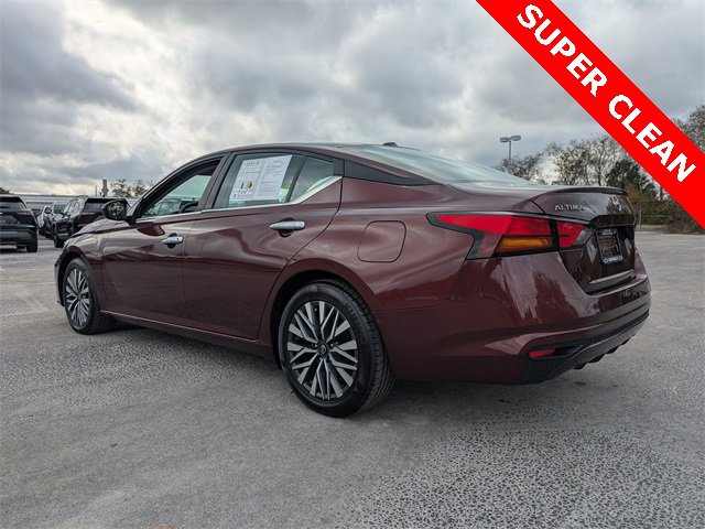 Used 2024 Nissan Altima 2.5 SV image 7