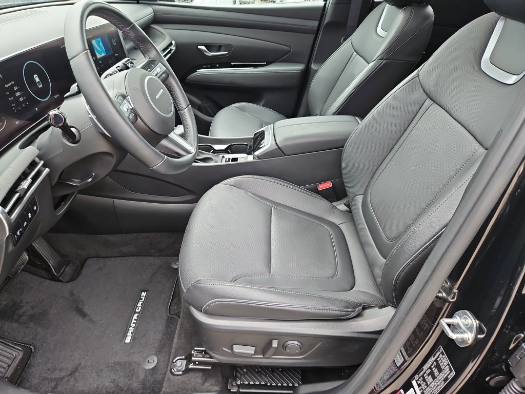 Used 2025 Hyundai Santa Cruz Limited AWD/4WD image 11