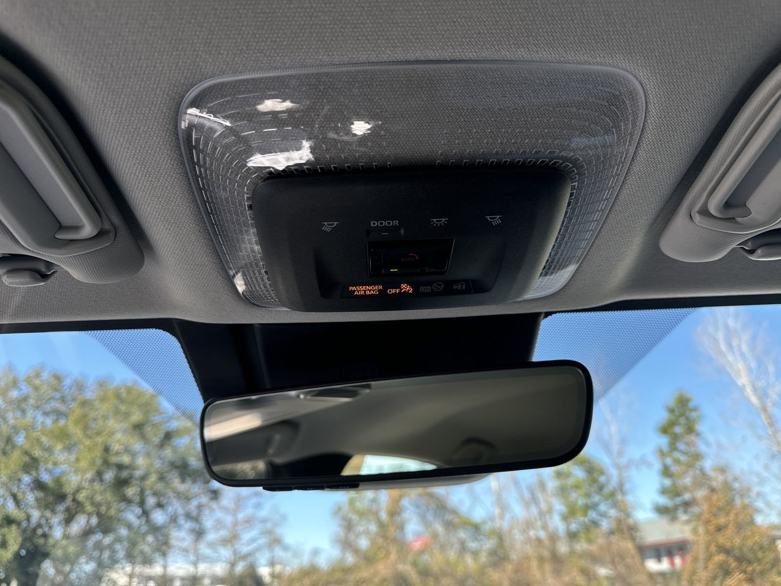 New 2024 Toyota Prius XLE FWD image 21