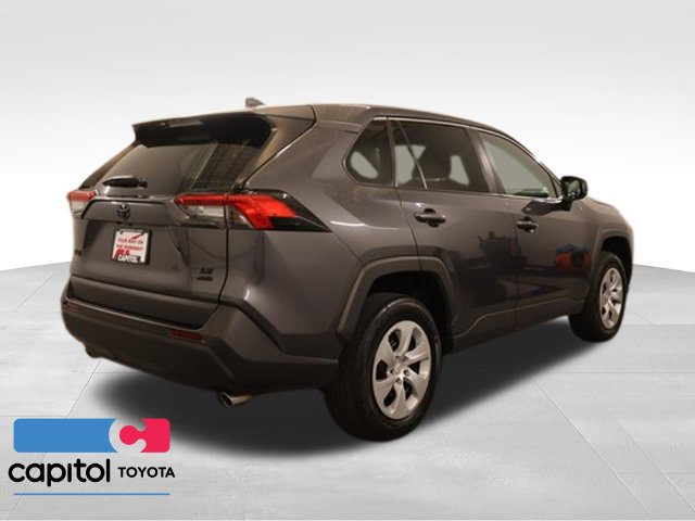 Certified 2024 Toyota RAV4 LE AWD/4WD image 3