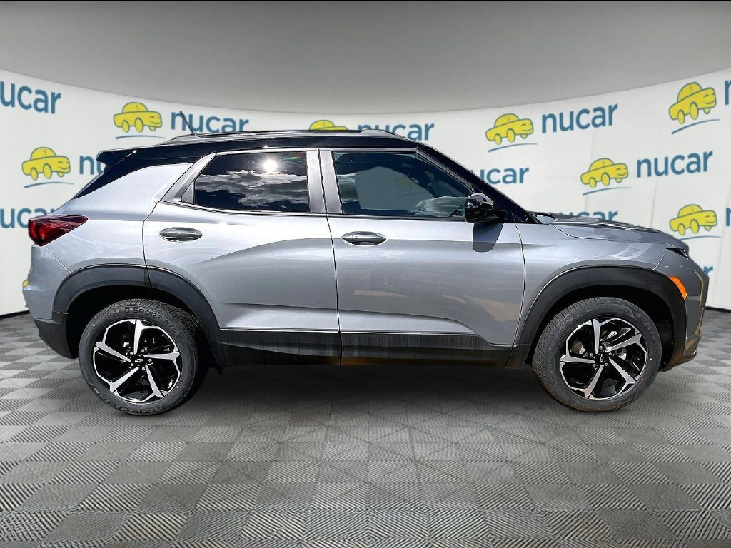 Used 2023 Chevrolet TrailBlazer RS w/ Convenience Package AWD/4WD image 8