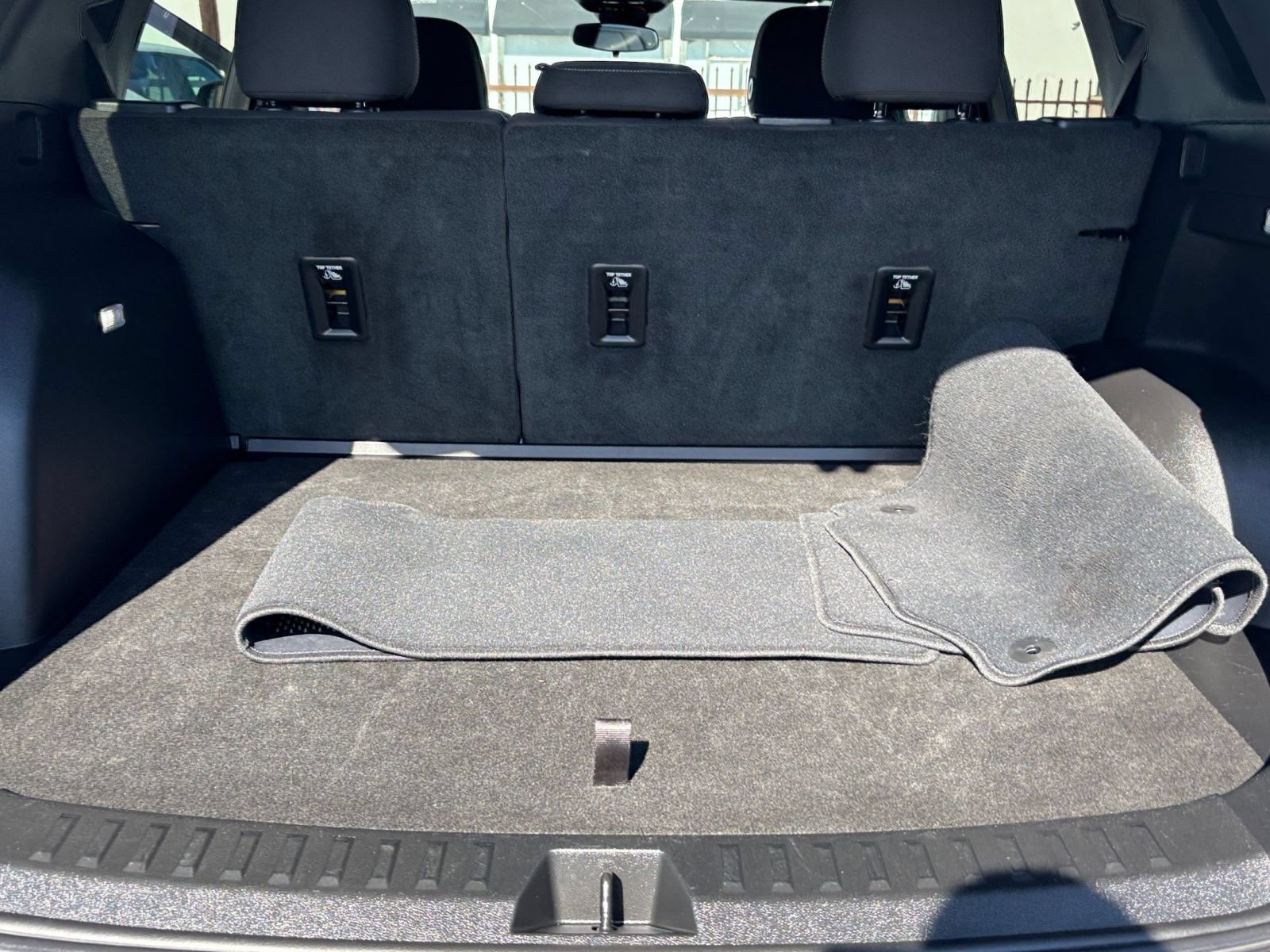 Used 2025 Chevrolet Equinox LT AWD/4WD image 32