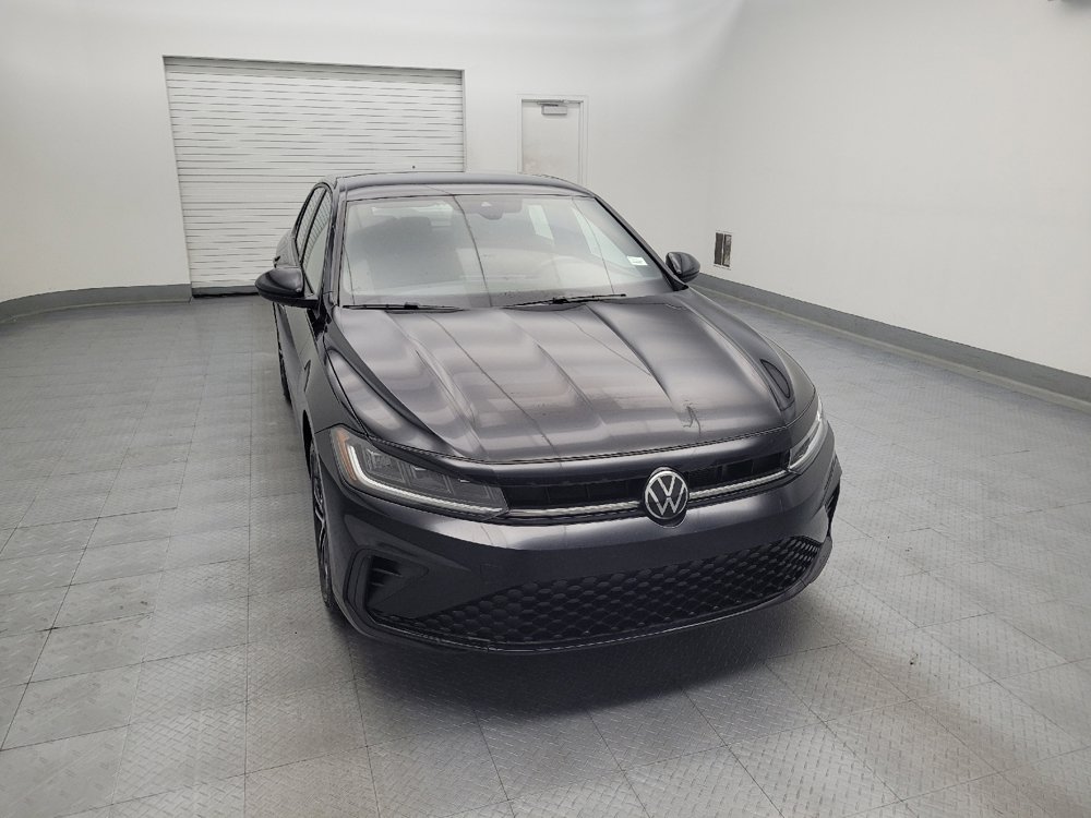 Used 2025 Volkswagen Jetta Sport FWD image 14
