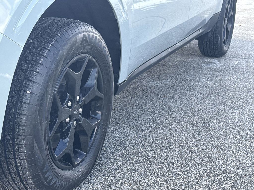 Used 2023 Ford Maverick Lariat w/ Lariat Luxury Package image 19